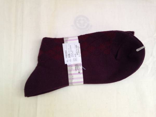 新品　あったか素材　ソックス/靴下　赤紫
