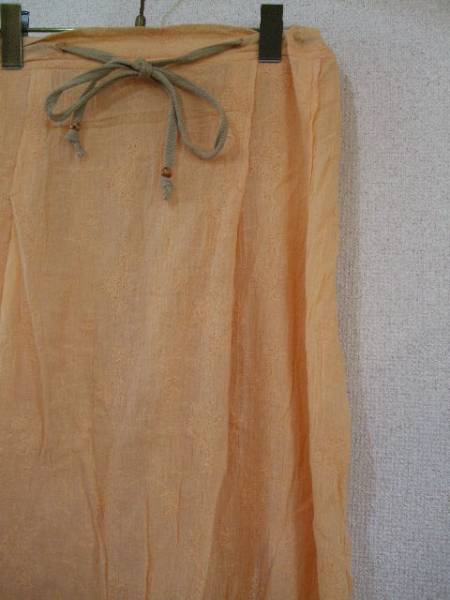 オレンジ刺繍入りガーゼ素材ロングフレアスカート（USED）62515_画像2