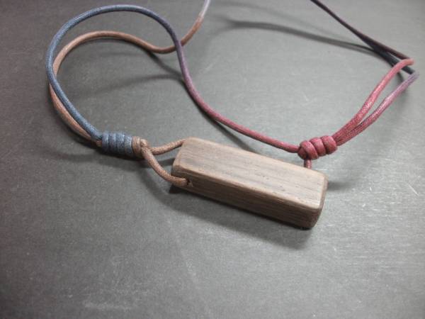 rose wood block pendant :c