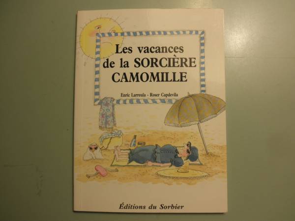 フランス語絵本　Les vacances de la SORCIERE CAMOMILLE_画像1