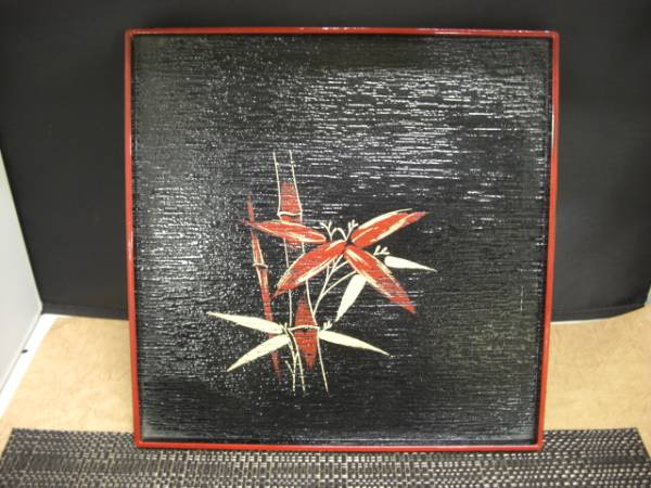 新品　未使用　展示品【即決】便利な樹(shù)脂制　正角木目盆　27cm