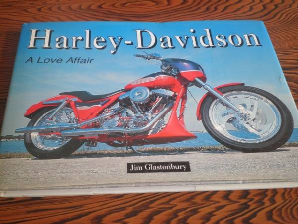 【洋書】Harley-Davidson: A Love Affair　ハーレーダビッドソン