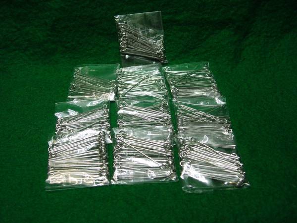 ビーズアクセサリー９ピンロジュム銀色0.7×30mm５ｇ10袋300本以上有りアクセサリーを作る時にビーズを通して使用しますゆうメール１８０円_１０袋１セットの出品です