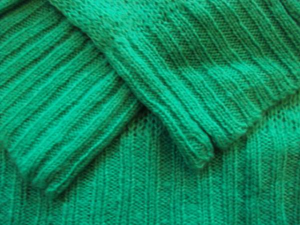 ＊新品東京購入ファッション緑モヘア調やわらか長袖セータートップスMサイズ_お袖口も可愛いです。