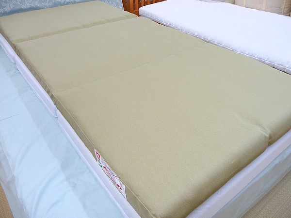 送料無料 新品 ヘルニア 腰痛 ヘルスロール 敷布団 ダブル 140×195×8㎝敷ふとん マットレス 固め ヘルスロールキング 未使用 激安 固め