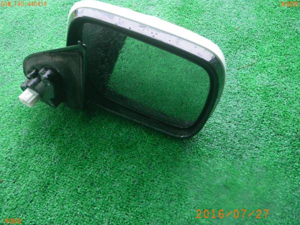 440418/ 中古純正　三菱エアトレック　CU2W　ドアミラー　R