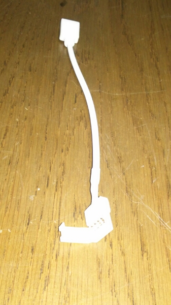 LEDテープ RGBワンタッチカプラー カット半田不要