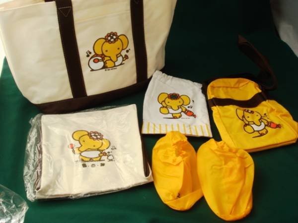 ＆未使用品！可愛いバッグとブーティー！