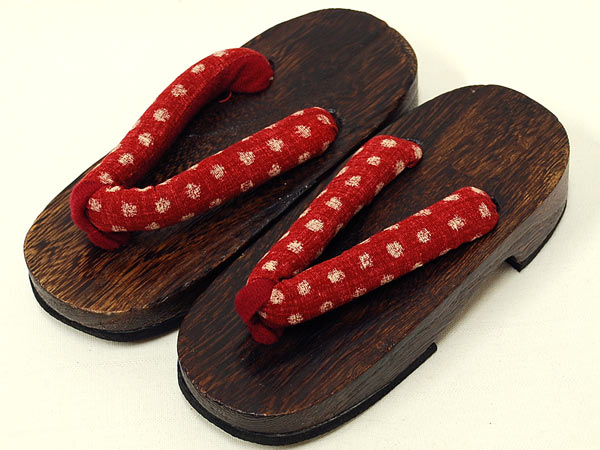 ☆★新品★☆女の子用☆桐下駄☆17cm☆赤色系☆水玉柄☆【5】