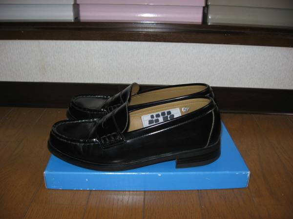 ★學(xué)校指定のHARUTA（ハルタ）ARVINのローファー黒24.5cm★