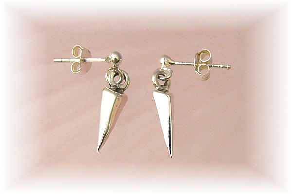 [.. beautiful ]daga- earrings sterling silver beautiful daga-*
