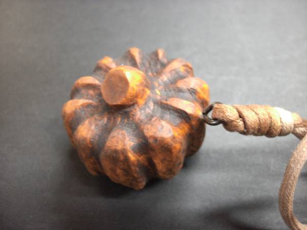 【2024年製 新品】 栃拭き漆カボチャペンダント 木工、竹工芸 木工、竹工芸