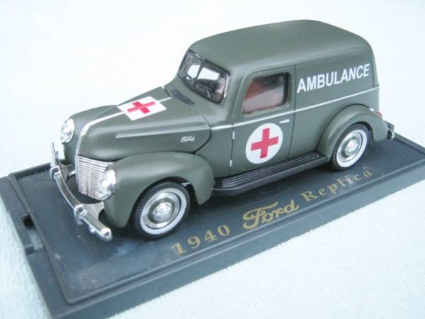 ミニカー　１９４０　Ｆｏｒｄ　中古品