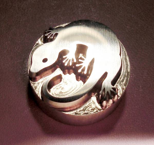 焼印?刻印 Φ26mm　かべちょろ　やもり 右向