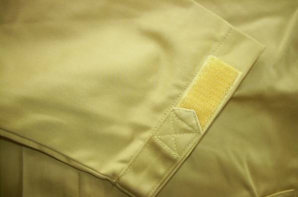【激安！】 作業服（カラシ色）Ｌサイズ・3着で、日本製・新品未使用品_★オールシーズン