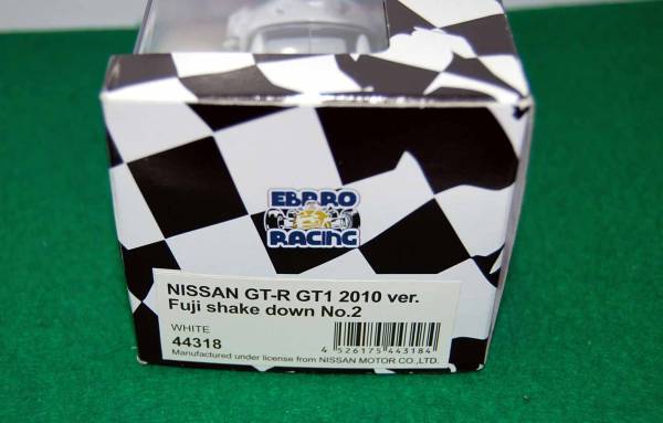 ●＊新品未開封 1/43日産 GT-R GT1 2010富士shake down No.2 白_画像2