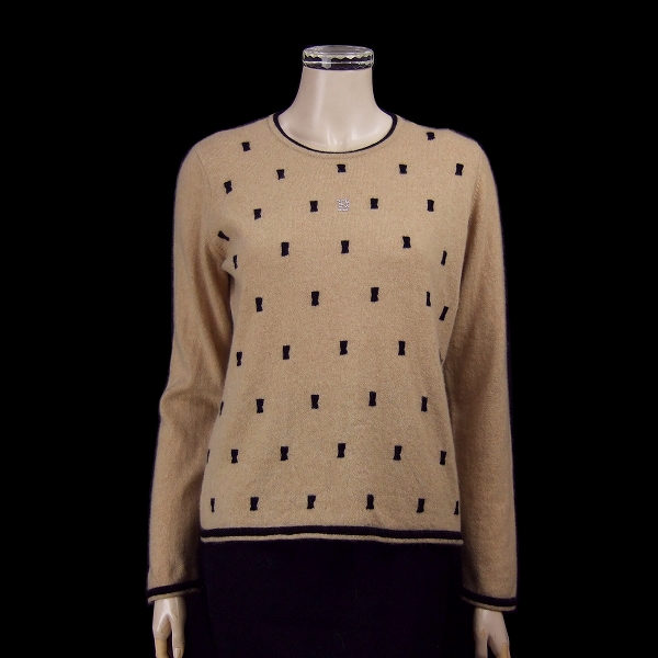 美品★バルマン*BALMAIN*煌ロゴスパン*ベージュ系*至福のカシミヤ100*高級長袖ニット*40(Lサイズ.11號)