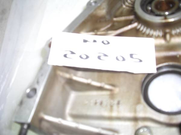 ◎20205◎ 確b　F 93年 フェラーリ F348 エンジンの一部の部品●㈲№20205_画像3