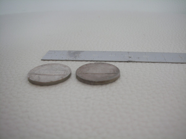 アメリカドル USD 5セント（Cent）硬貨 2枚セット ジェファーソン モンティチェロ 1980年Pミント 1982年Dミント /(1)_画像3