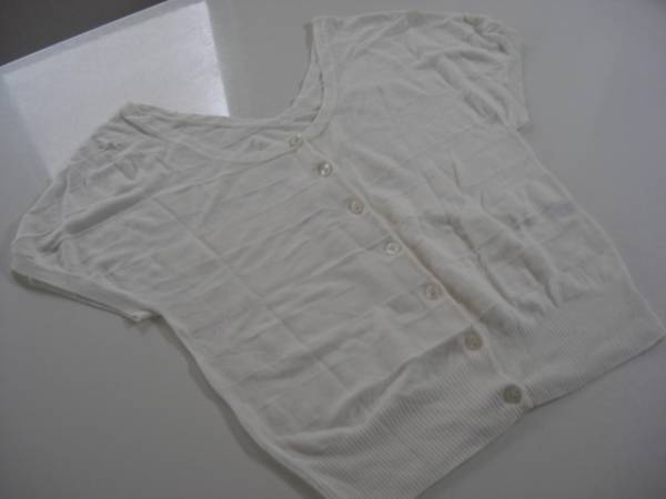 美品シンシアローリー　ニット　アイボリー