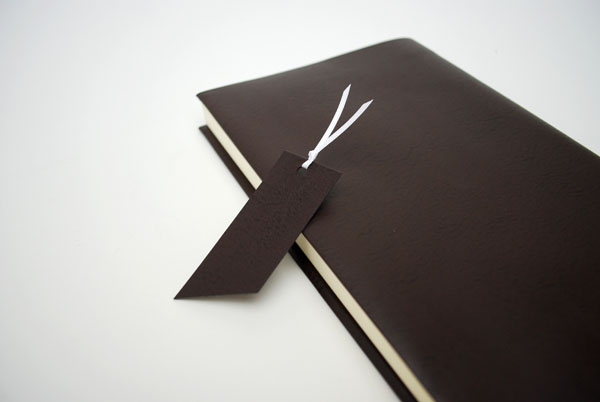  free shipping *. repairs .... recycle leather book cover * new book comics novels size * chocolate 