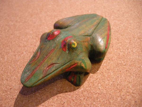 ⑯レトロ　カエル　かえるの置き物　人形　木製　蛙_画像2