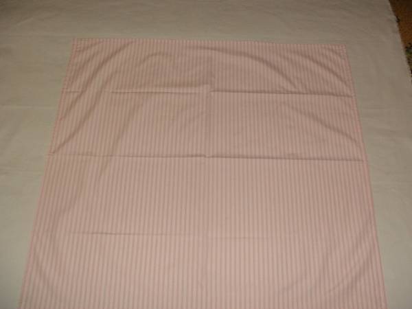 手作り、ポリエステル１００％、７０cmの風呂敷、ピンクの縞_画像1