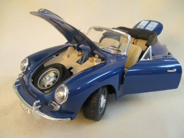 ブラーゴ■PORSCHE356B紺■MADE IN ITALY■1961年式■稀少品！■値下げ！■_開閉時画像