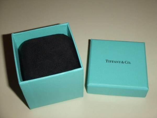  Tiffany * кольцо. кейс & наружная коробка * новый товар не использовался * кольцо. хранение кейс .* в подарок *