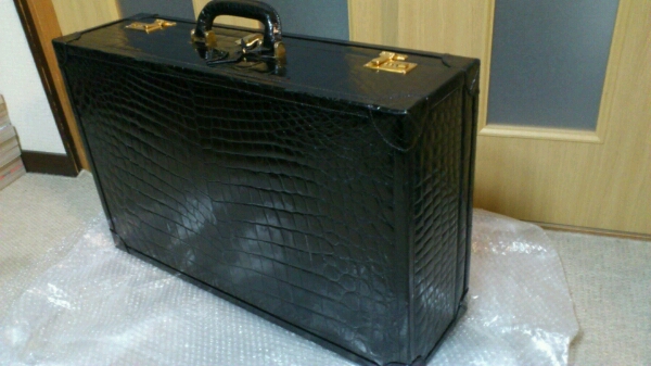 JARDIN DES SACS* extra-large trunk crocodile travel bag black ko bag wani leather attache case Boston bag carry bag . leather .. large 