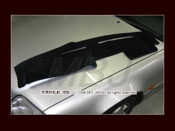 BMW 5シリーズ E60/E61 2003-2010年 ダッシュボードマット/ダッシュボードカバー/ダッシュマット/ダッシュカバー/防眩/樹脂保護/UVカット_写真はベンツ ＳＬ用