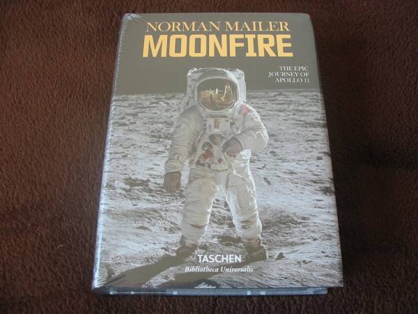 【送料無料】アポロ11号　全記録　Moonfire　新品未開封　洋書