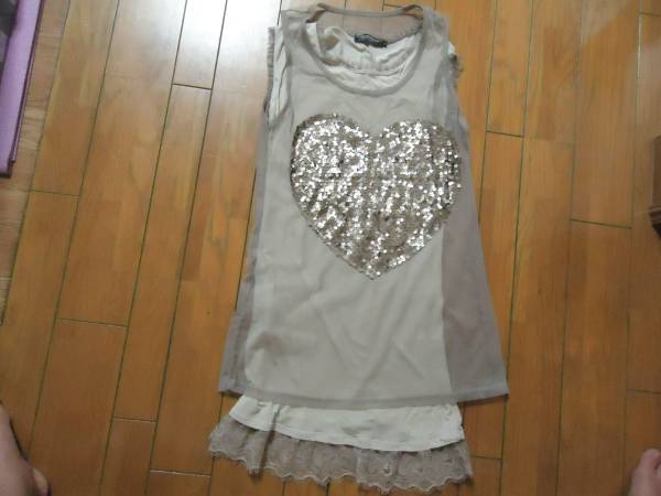 * beautiful goods RINASCIMENTO Heart spangled. sleeveless tunic M