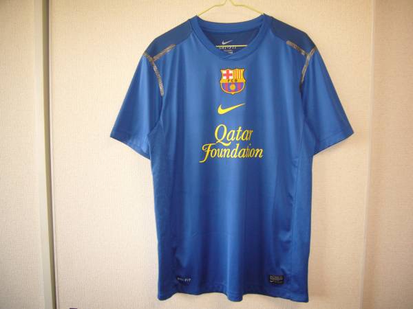 ナイキ バルセロナユニフォームシャツ青 Mサイズ_画像1