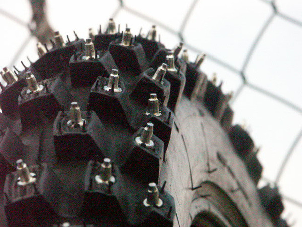 * ultimate stud nails the best grip studded snow tire ###2