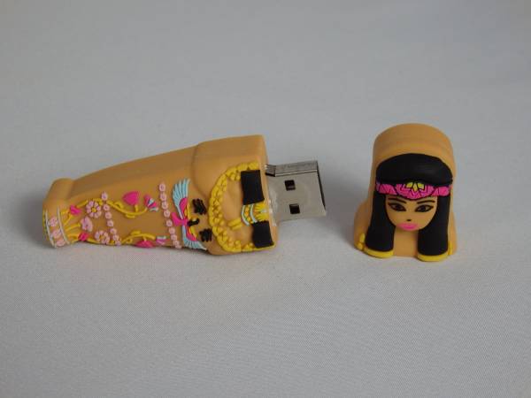 * new goods unused * London large britain museum USB Cleopatra LB75