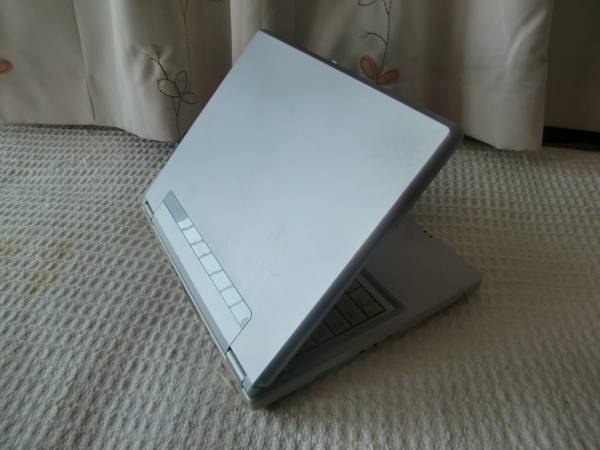 NEC　GL28U DVD-RW　リカバリ 美品　即使用可_天板きれいです。