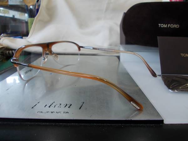 TOMFORD Tom Ford Teardrop glasses frame TF5046-373/56