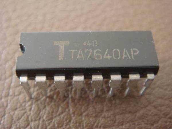 東芝 TOSHIBA TA7640AP IC AM/FM IF PROCESSOR 未使用品_画像1