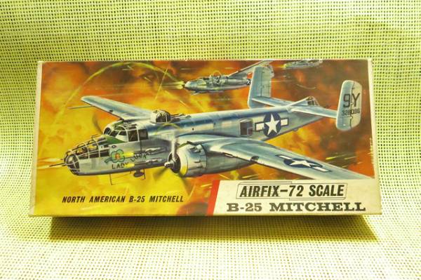 AIRFIX　1/72 B-25 MICHELL　　４０年前購入_画像1