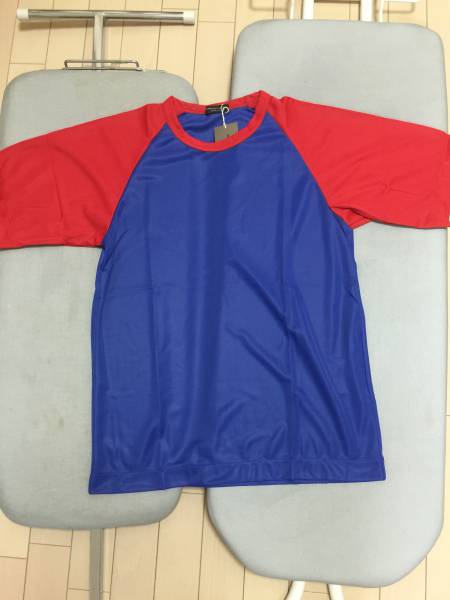 COMME des GARCONS HOMME PLUS ブルー 袖赤 Tシャツ 未使用