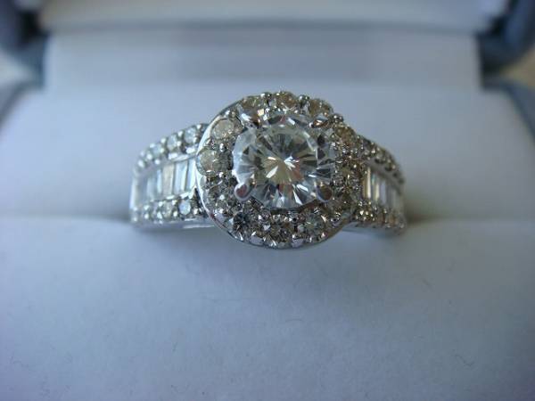 正式的 ◎豪華なダイヤモンドデザインリング 中石0,56ct