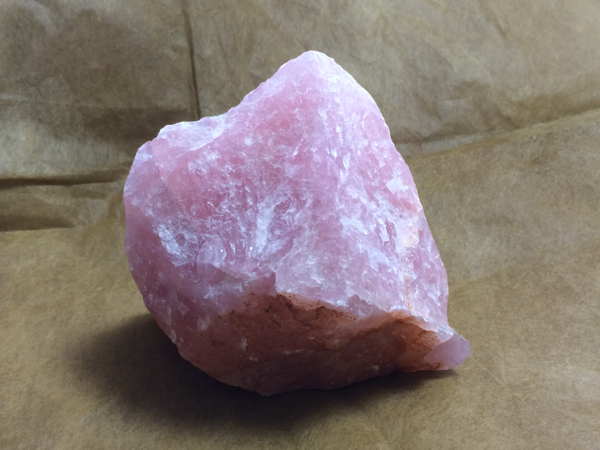 ローズクォーツ（紅水晶）外国産 原石 貴重品 パワーストーン_画像2