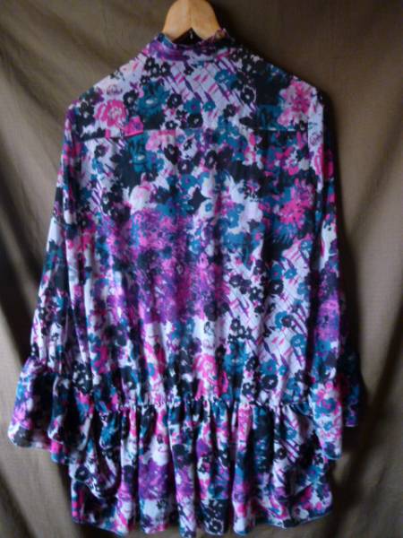◆◆Mosaique 花柄シフォンチュニック　(ピンク系)C13