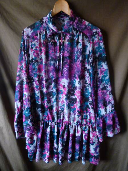 ◆◆Mosaique 花柄シフォンチュニック　(ピンク系)C13