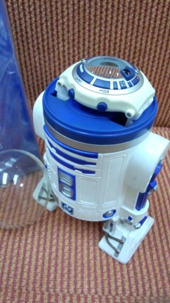 スターウォーズ　　　R2－D2　　　時計　　　限定_画像3