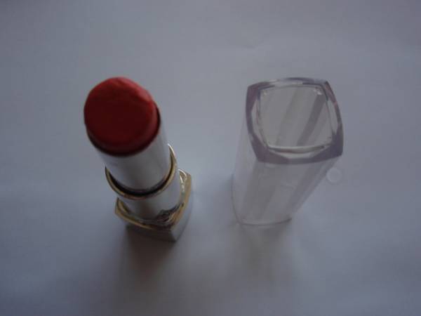 美品　REVLON　レブロン 　口紅　ウルトラ HD リップスティック