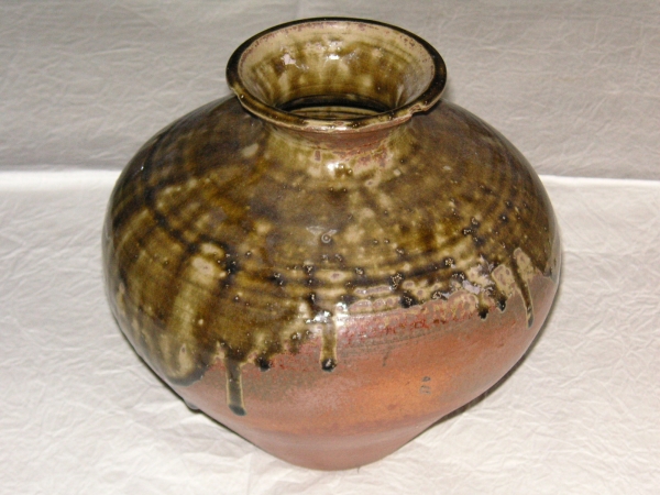  Echizen "hu" pot left close kiln 