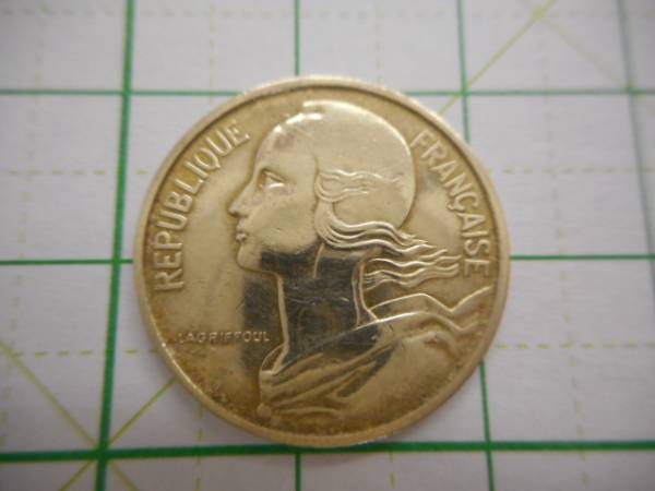 硬貨　貨幣　コイン　世界　１９６９年　FRANCAISE （１９４）_画像1
