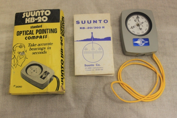 70's 稀少 SUUNTO スント コンパス フィンランド製 北欧 FINLANDヴィンテージ 地図 登山 道標 水平器 山岳 ヨット 冒険 ミッドセンチュリー_画像1